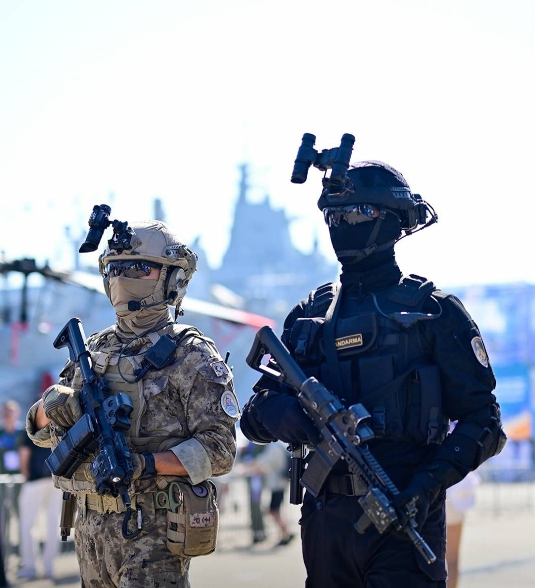 TEKNOFEST Mavi Vatan kapılarını açtı: Ziyaretçi akını başladı 7